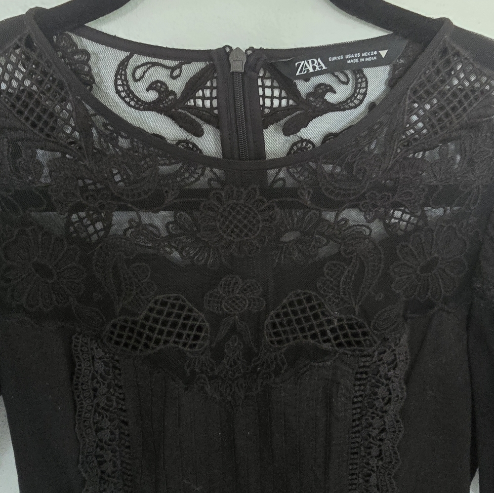 Dress - Picture 2 of 7